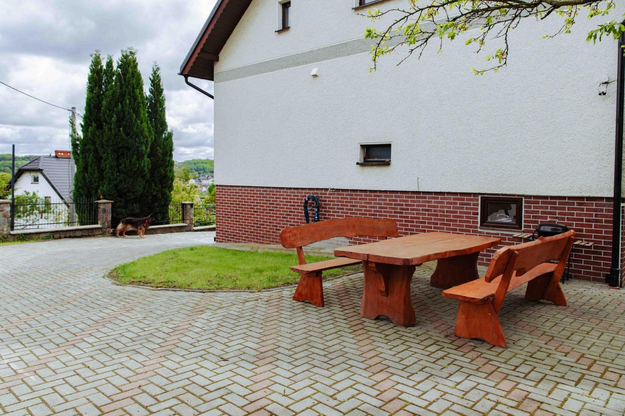 Mira - Mira Pokoje Z Widokiem Na Jezioro Хмельно Экстерьер фото